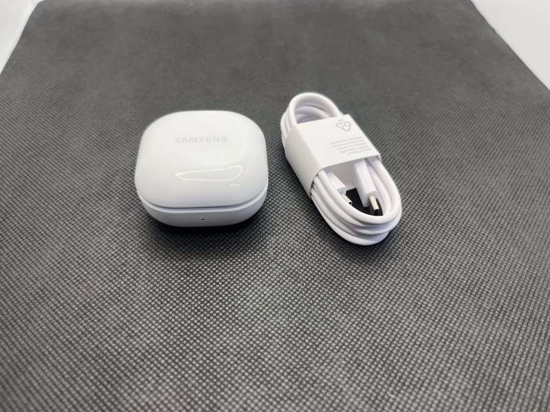 Samsung Galaxy Buds FE White - Mint Condition