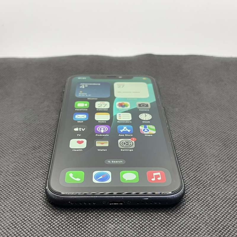 Apple iPhone 11 128GB Black (6 Month Warranty)