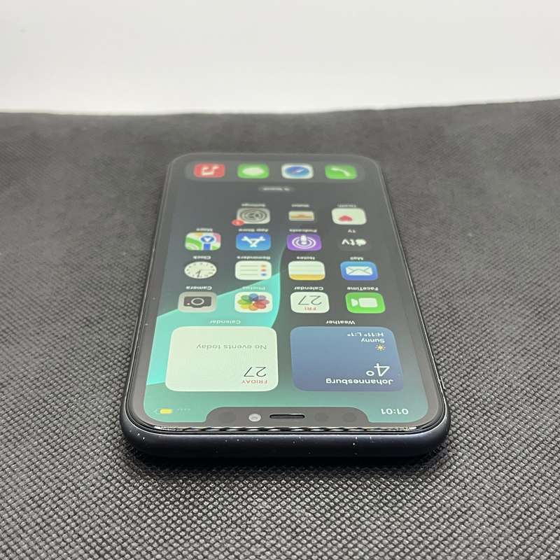 Apple iPhone 11 128GB Black (6 Month Warranty)