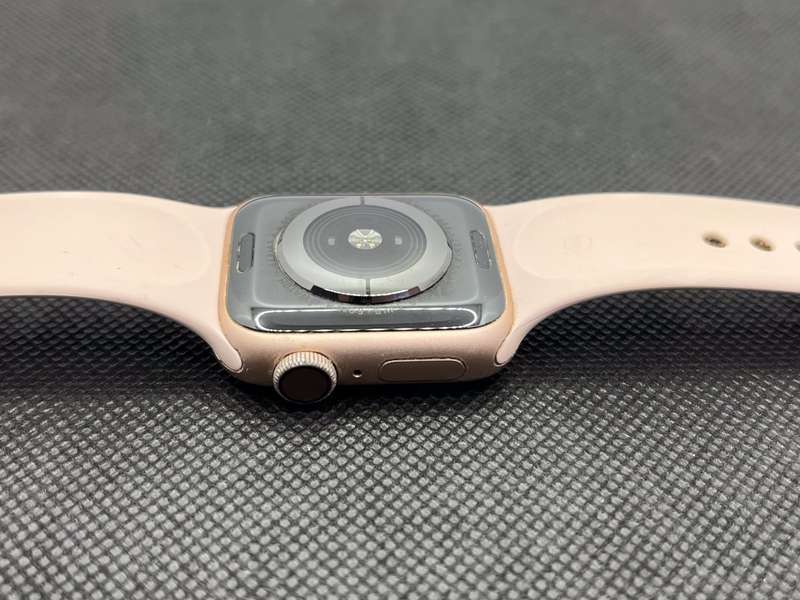 Apple Watch Series 4 40mm GPS Only Rose Gold (3 Month Warranty)