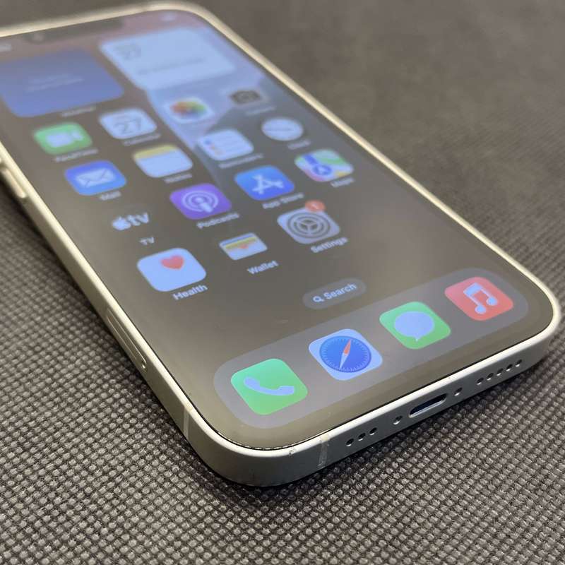 Apple iPhone 13 128GB Starlight (6 Month Warranty)