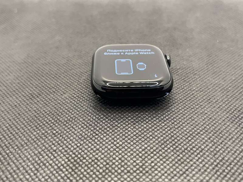 Apple Watch Series 10 42mm LTE Jet Black (6 Month Warranty)  Mint Condition
