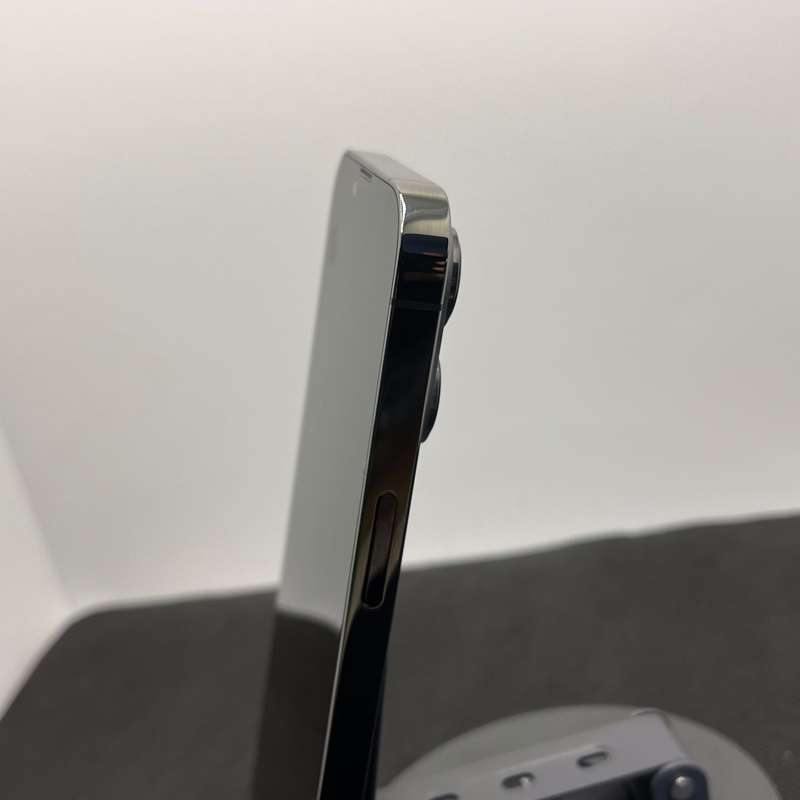 Apple iPhone 13 Pro 256GB Graphite (12 Month Warranty)