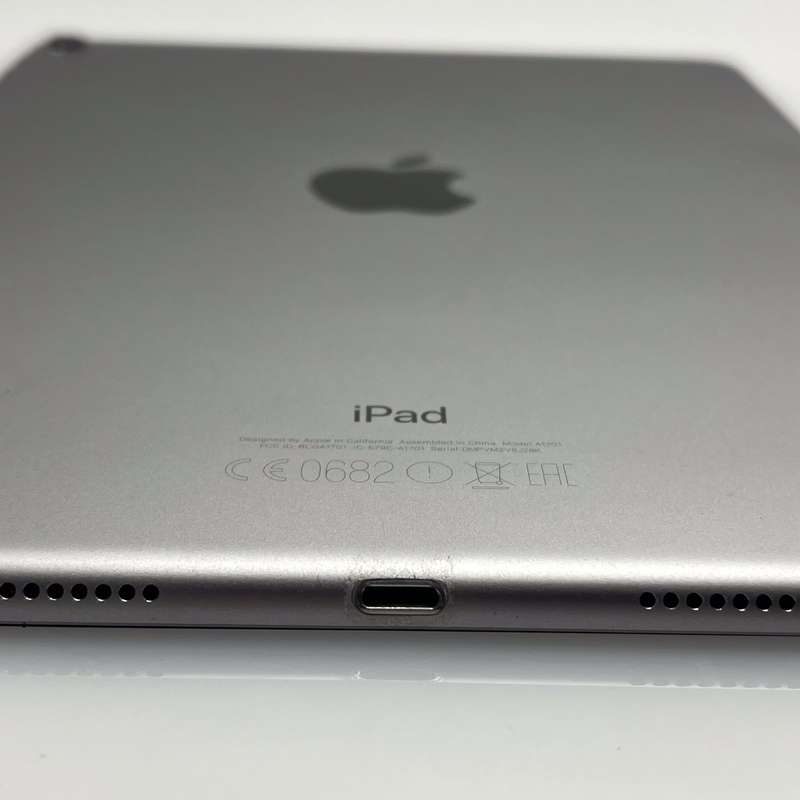 iPad Pro 10.5 1st Gen (WiFi/E-SIM Only) 64GB Space Gray