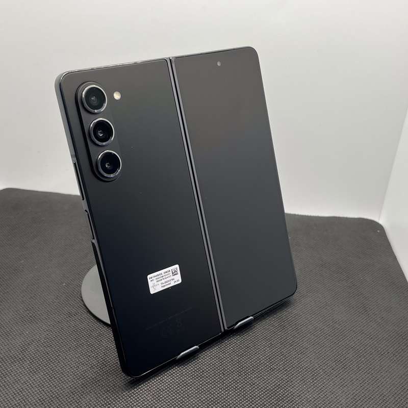 Samsung Galaxy Z Fold 5 256GB Dual Sim Phantom Black (12 Month Warranty)
