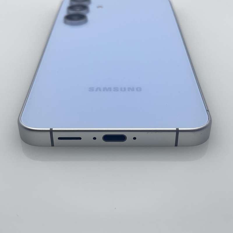 Samsung Galaxy S24 FE 128GB Dual Sim Blue (12 Month Warranty)