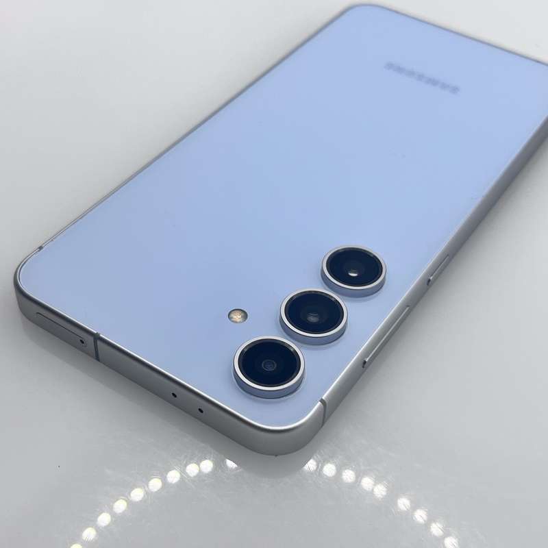 Samsung Galaxy S24 FE 128GB Dual Sim Blue (12 Month Warranty)