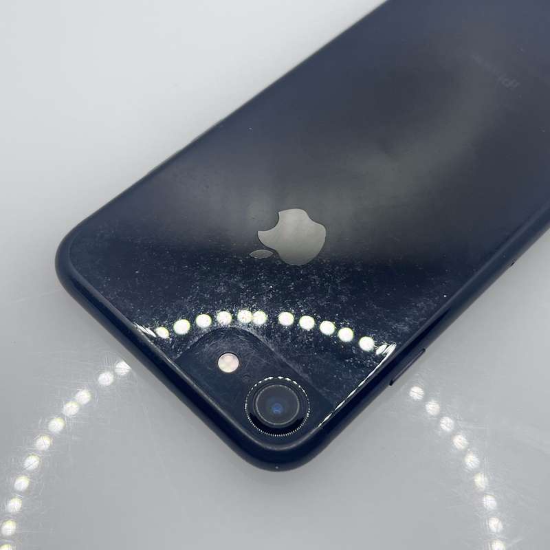 iPhone 7 128GB Jet Black