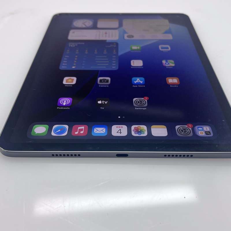 iPad Pro 12.9-Inch 5th Gen 256GB (Wifi Only) Cracked Screen Space Grey