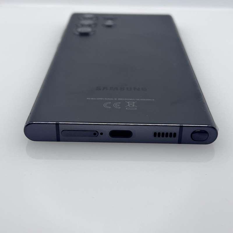 Samsung Galaxy S22 Ultra 256GB Dual Sim Black (6 Month Warranty)