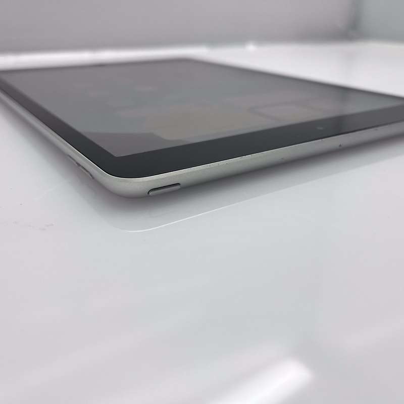 iPad 10.2-Inch 7th Gen 128GB (Wifi/Cellular) No Touch ID Silver (3 Month Warranty)