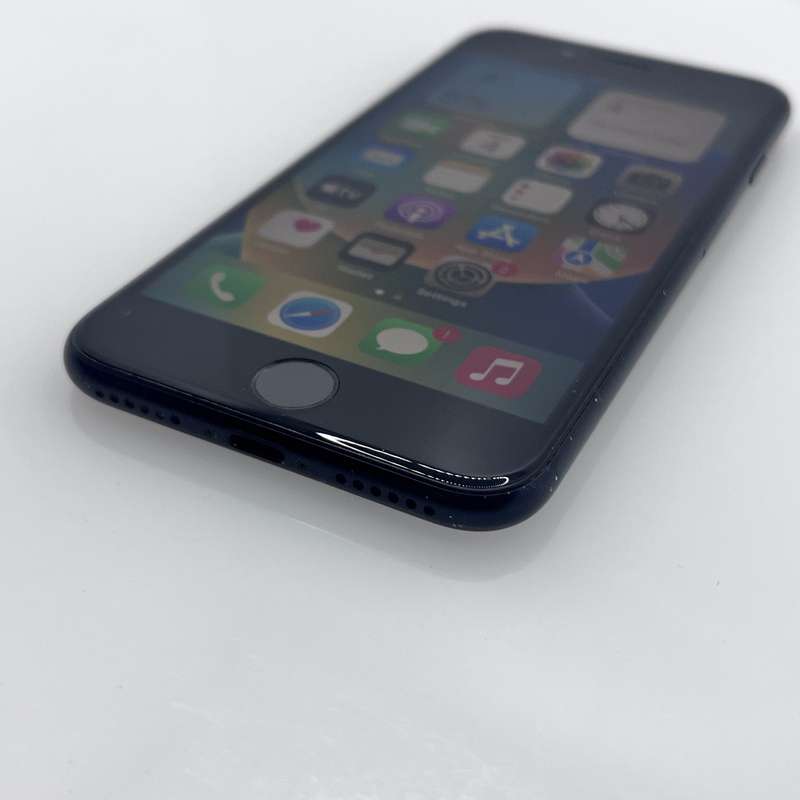 iPhone SE (2020) 128GB Black (3 Month Warranty)