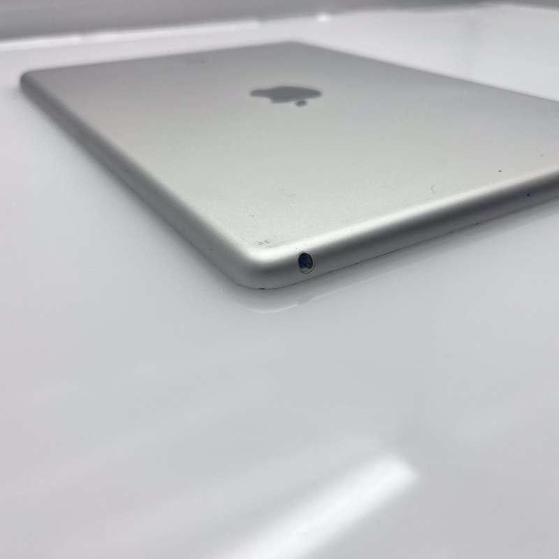 iPad 10.2-Inch 7th Gen 128GB (Wifi/Cellular) No Touch ID Silver (3 Month Warranty)
