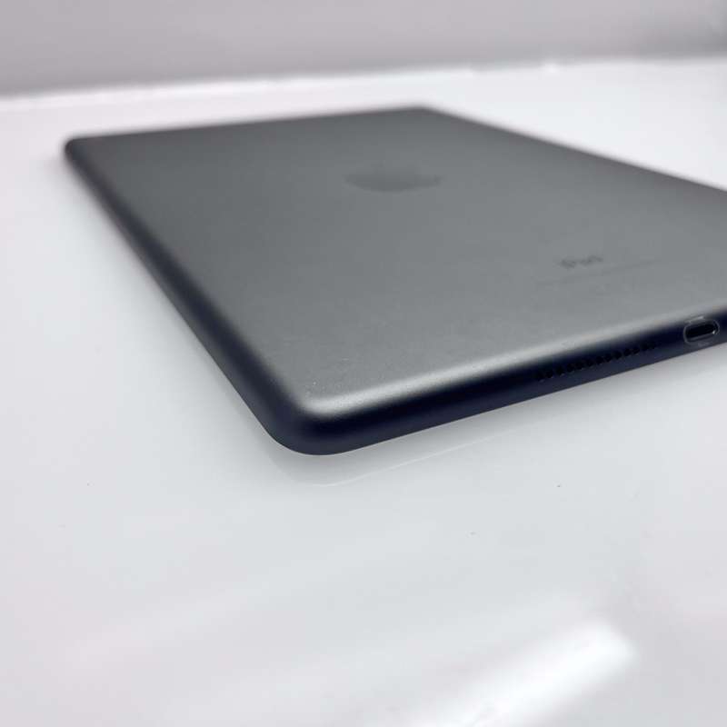 iPad 10.2" 8th Gen 32GB (Wifi Only) No Touch ID Space Grey