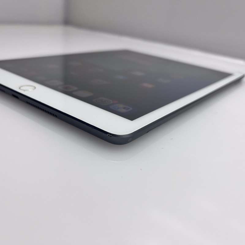 iPad 10.2" 7th Gen 32GB (Wifi Only) No Touch ID Space Grey