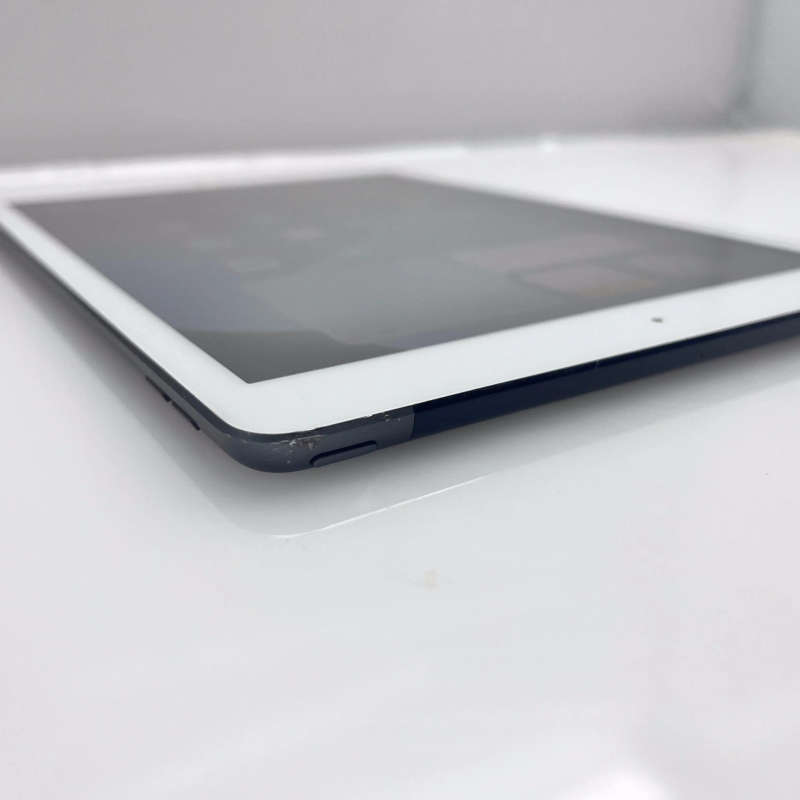 iPad 10.2" 9th Gen 64GB (Wifi Only) No Touch ID Space Grey