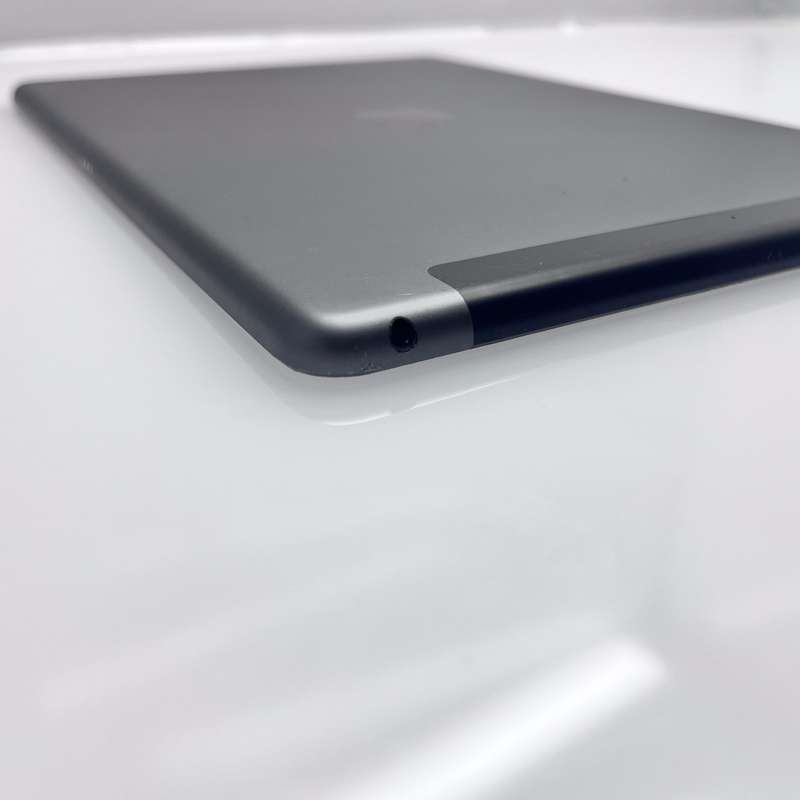iPad 10.2" 7th Gen 32GB (Wifi Only) No Touch ID Space Grey