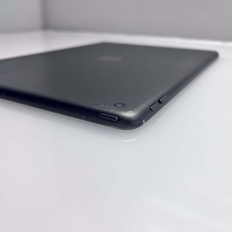 iPad 10.2" 9th Gen 64GB (Wifi Only) No Touch ID Space Grey