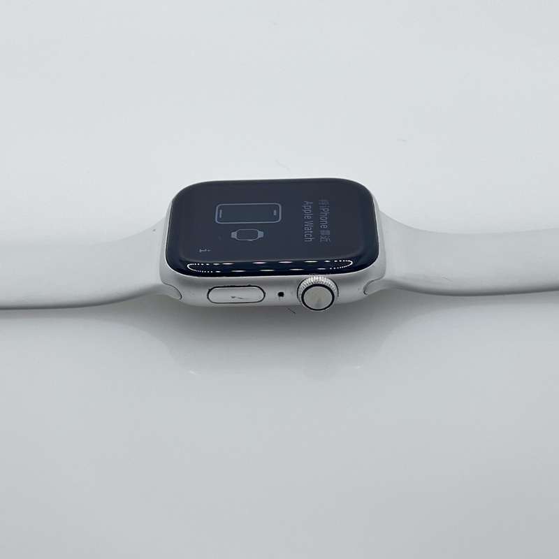 Apple Watch Series 4 GPS Only 42mm Silver