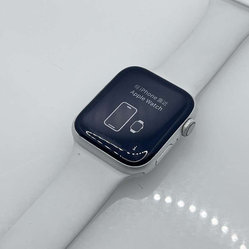 Apple Watch Series 4 GPS Only 42mm Silver