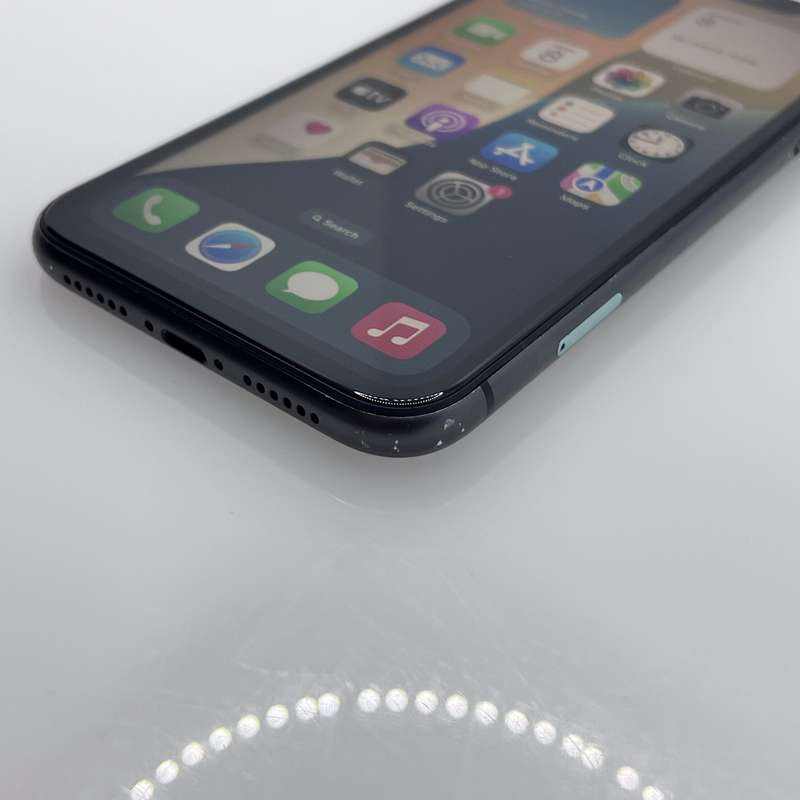 iPhone 11 64GB Midnight (6 Month Warranty)