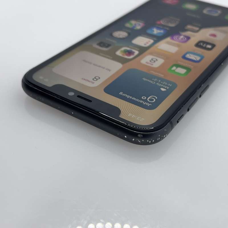 iPhone 11 64GB Midnight (6 Month Warranty)