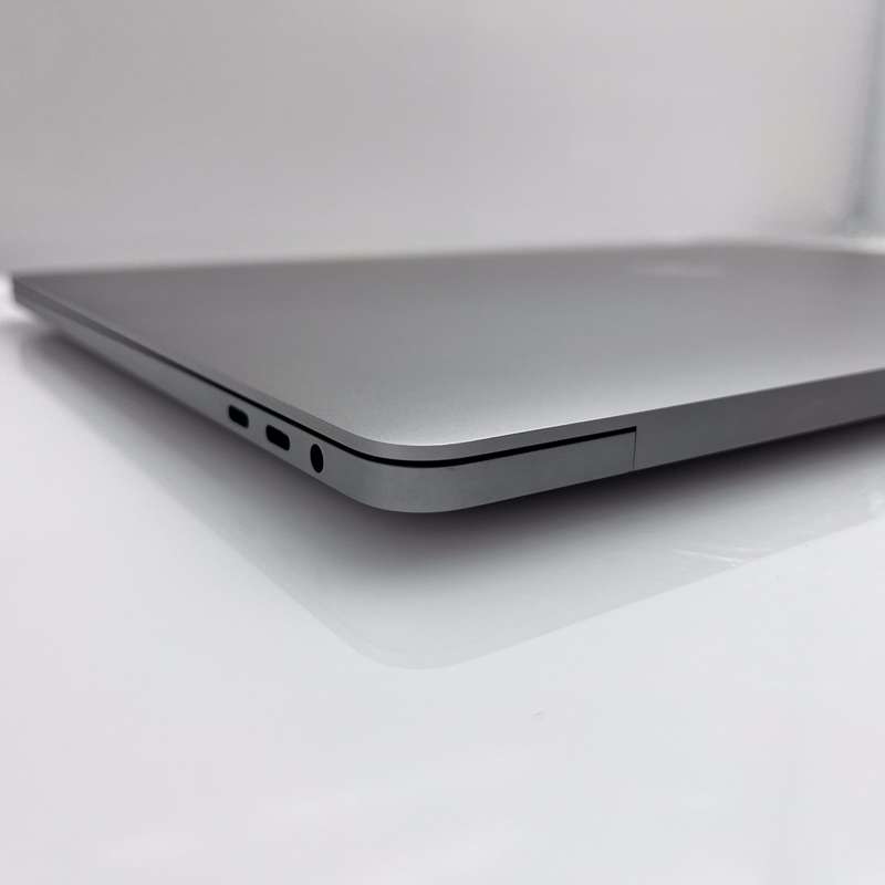 Apple MacBook Pro 16" Core i9 16GB 1TB SSD Silver No Touch Bar (6-Month Warranty)