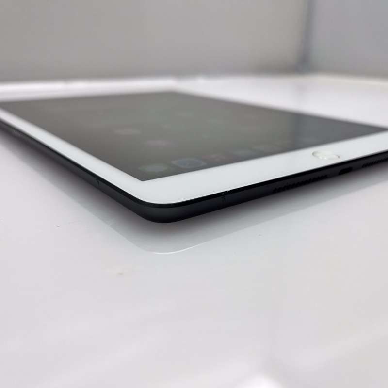 iPad 10.2" 9th Gen 64GB (Wifi Only) No Home Button Space Grey