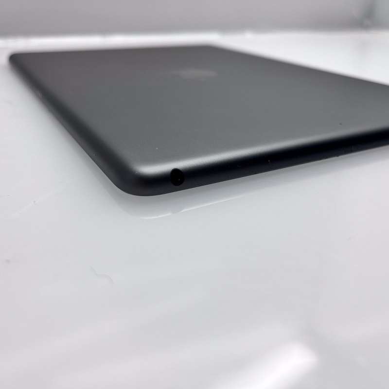 iPad 10.2" 9th Gen 64GB (Wifi Only) No Home Button Space Grey