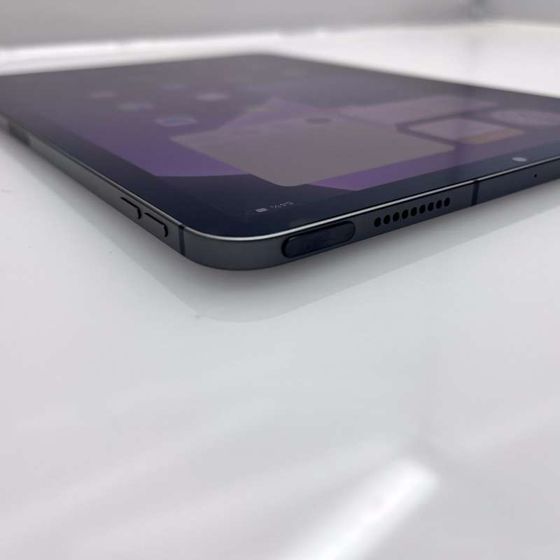 iPad Air 5th Gen M1 (Wifi/Cellular) 256GB Space Grey (6 Month Warranty)