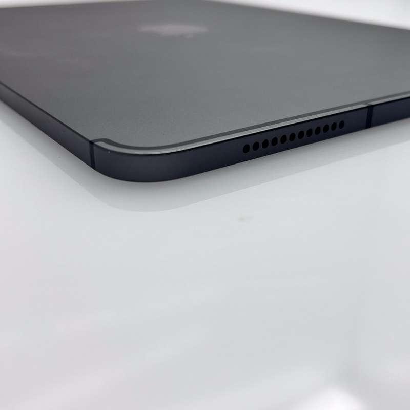 iPad Air 5th Gen M1 (Wifi/Cellular) 256GB Space Grey (6 Month Warranty)
