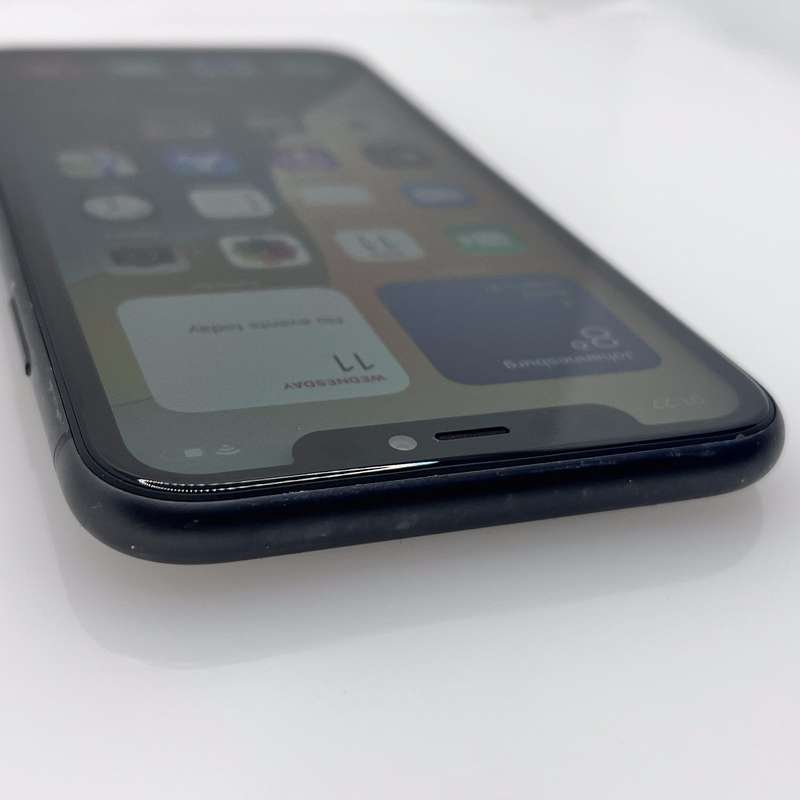 iPhone 11 64GB Black (6 Month Warranty)