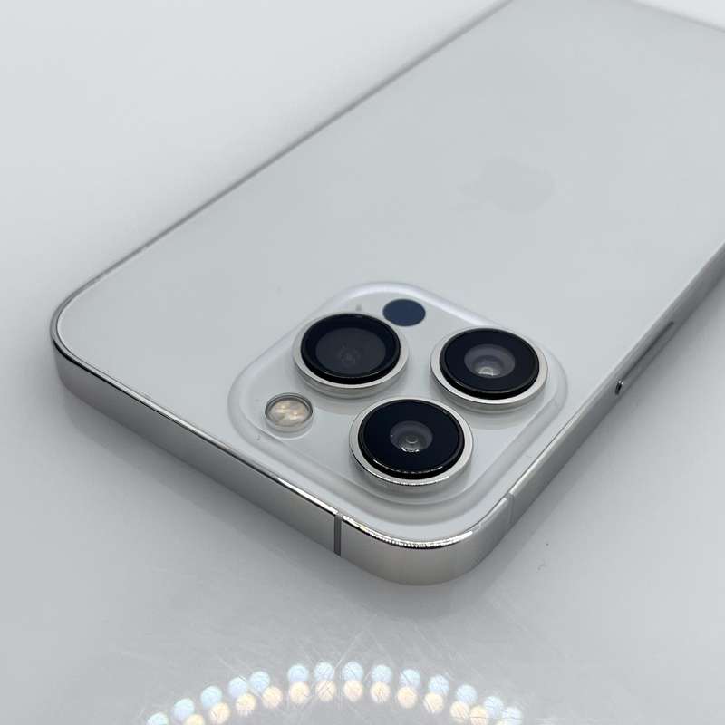 iPhone 13 Pro 256GB Starlight (12 Month Warranty)