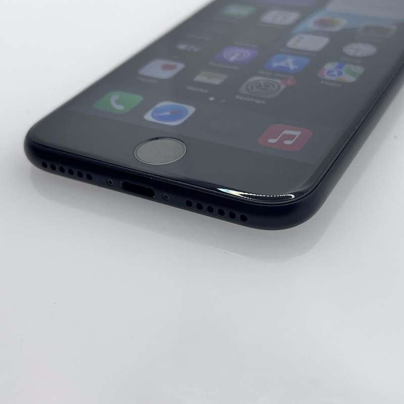 iPhone SE 2020 64GB Black (3 Month Warranty)