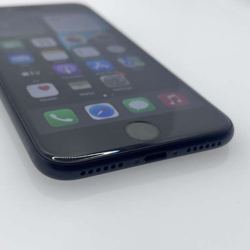 iPhone SE 2020 64GB Black (3 Month Warranty)