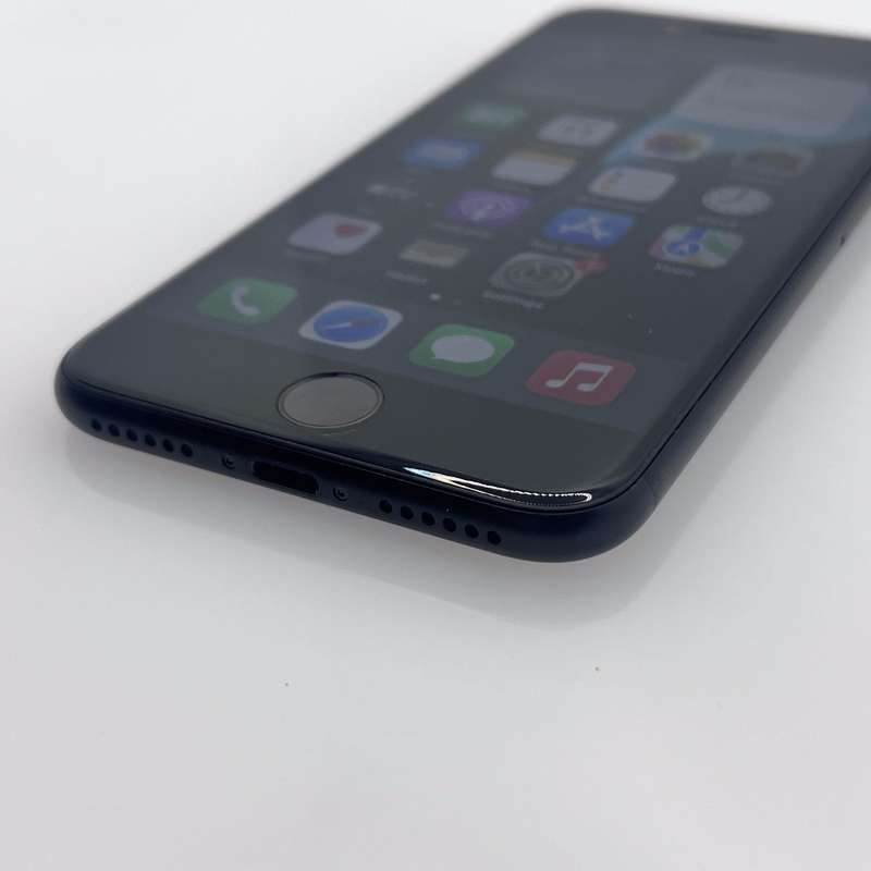 iPhone SE 2020 64GB Black (3 Month Warranty)