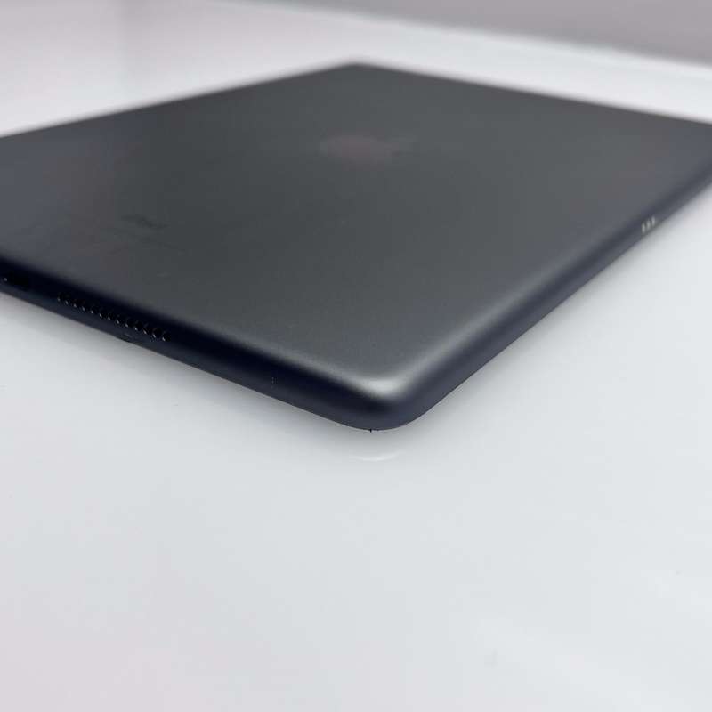 iPad 10.2" 9th Gen (WiFi Only) 64GB No Touch ID Space Grey