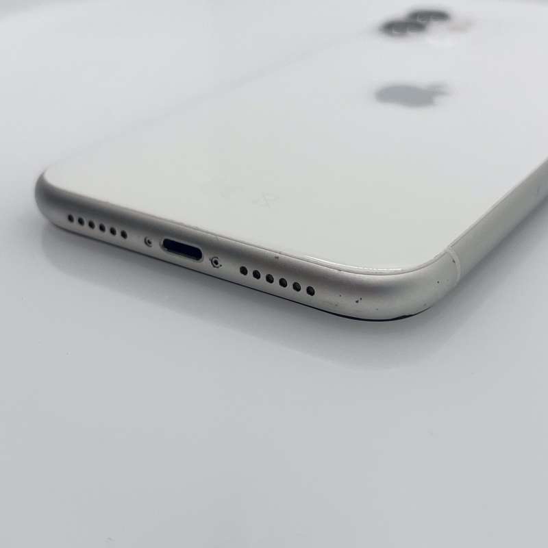 iPhone 11 128GB White (6 Month Warranty)