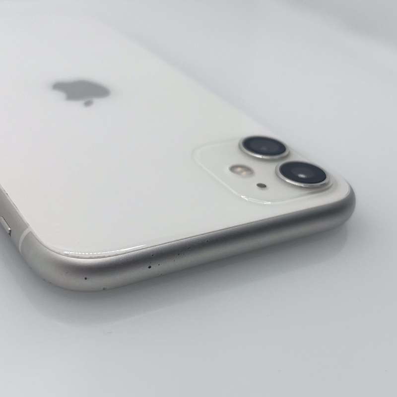 iPhone 11 128GB White (6 Month Warranty)