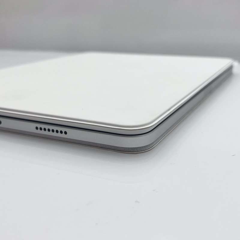 iPad Pro 11" 4th Gen (Wifi Only) 128GB Silver (12 Month Warranty) - Mint Condition