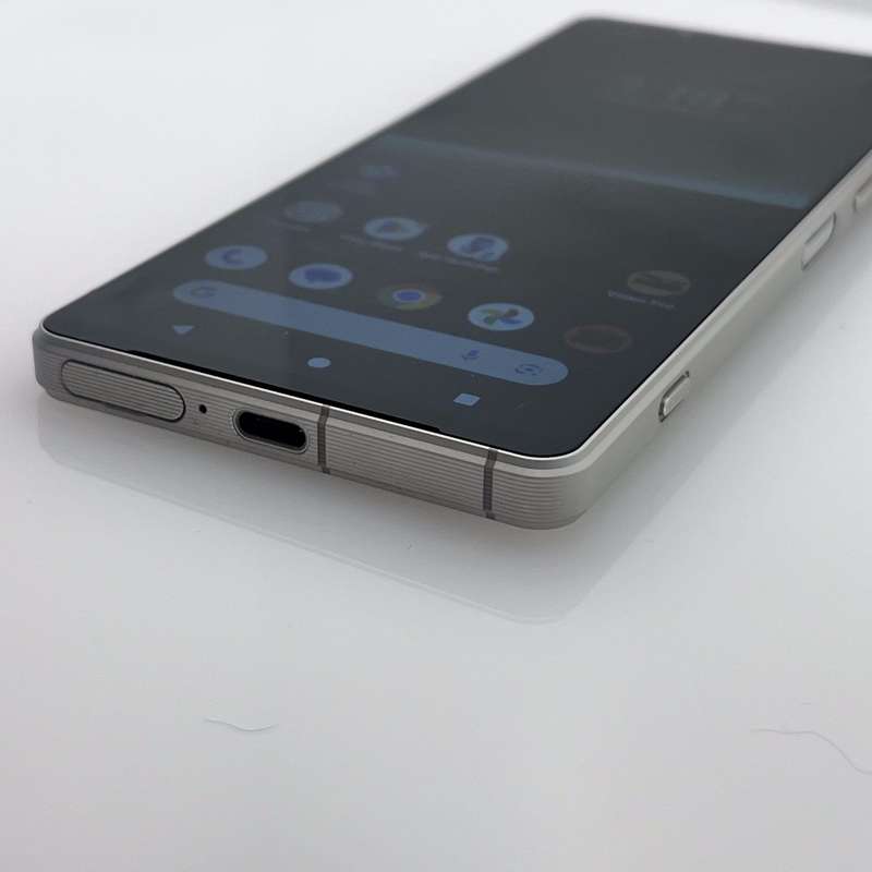 Sony Xperia V1 256GB Grey LCD Burn (12 Month Warranty)