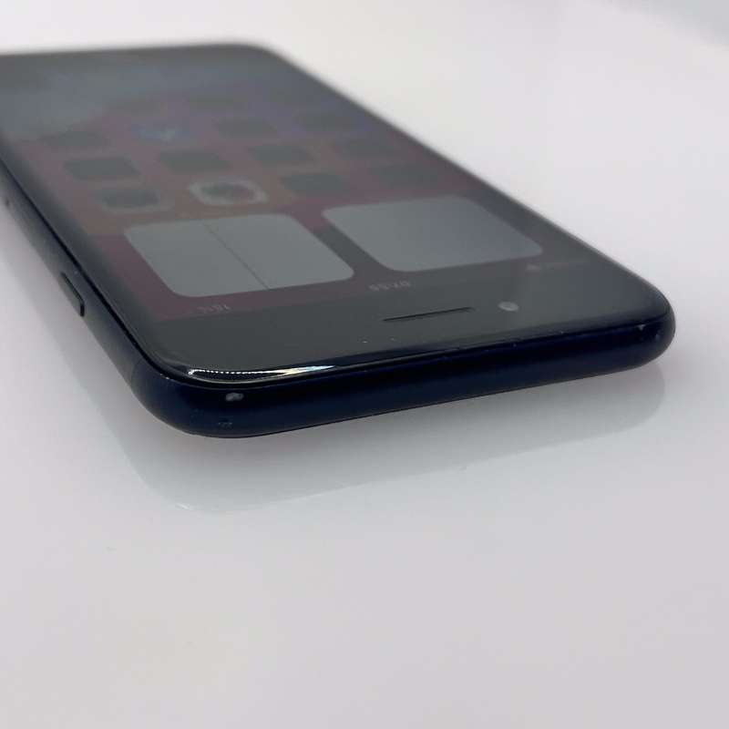 iPhone SE 2022 64GB | Black Lines on the LCD | Midnight (3 Month Warranty)