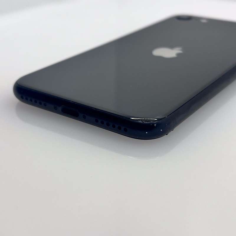 iPhone SE 2022 64GB | Black Lines on the LCD | Midnight (3 Month Warranty)
