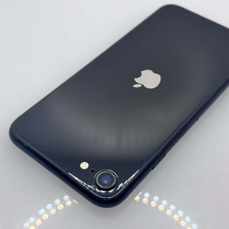 iPhone SE 2022 64GB | Black Lines on the LCD | Midnight (3 Month Warranty)