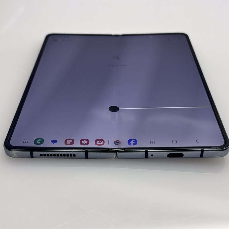 Samsung Galaxy Z Fold 4 Screen Damage GreenGrey