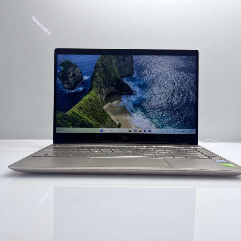 HP Envy Touch Screen 13-ad012na "Core i5" 2.50GHz Gold 8GB RAM 360GB SSD - Bright Spots (3 Month ...