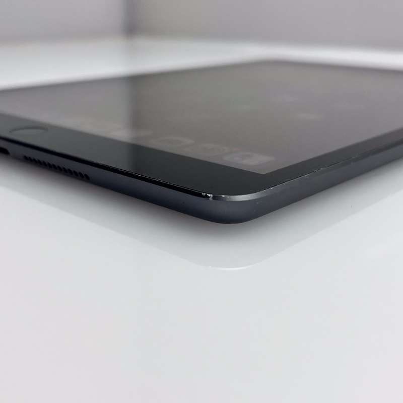 iPad 10.2" 8th Gen 128GB (Wifi Only) No Touch ID | Bent Casing Space Grey (3 Month Warranty)