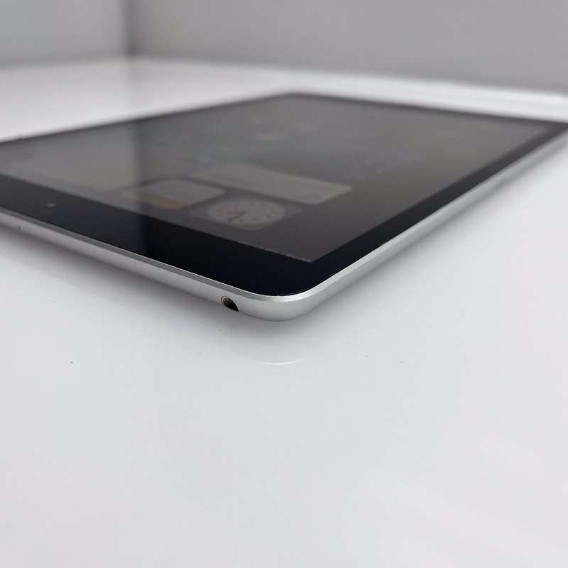 iPad 10.2" 9th Gen 64GB (Wifi Only) No Touch ID Silver (3 Month Warranty)