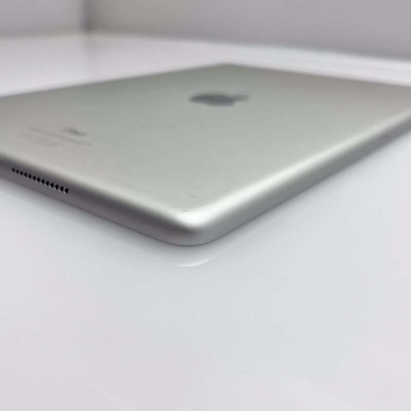 iPad 10.2" 9th Gen 64GB (Wifi Only) No Touch ID Silver (3 Month Warranty)