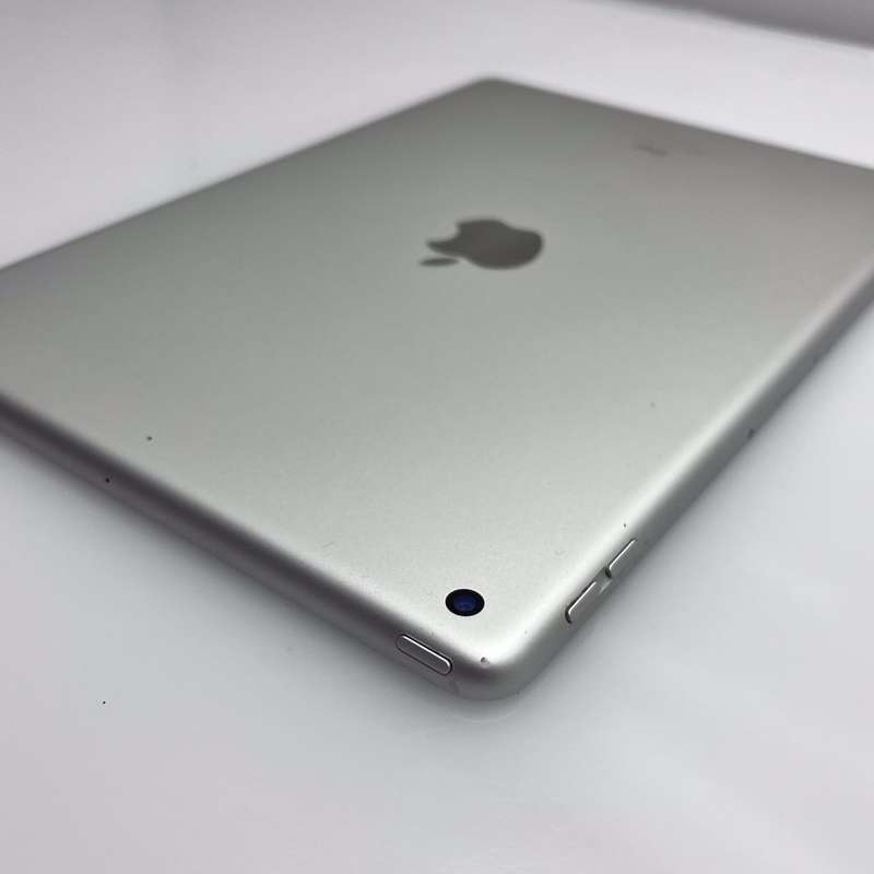 iPad 10.2" 9th Gen 64GB (Wifi Only) No Touch ID Silver (3 Month Warranty)